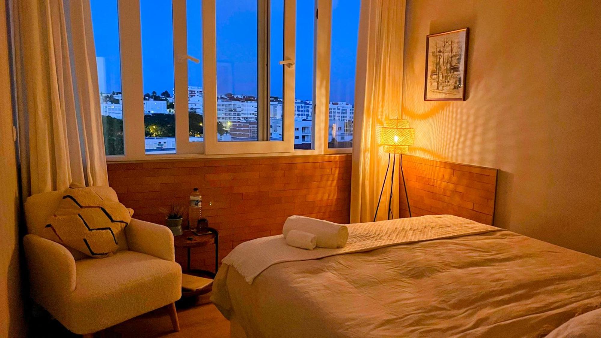 Casa Do Mocho Private Room In Lisbon Paço de Arcos Esterno foto